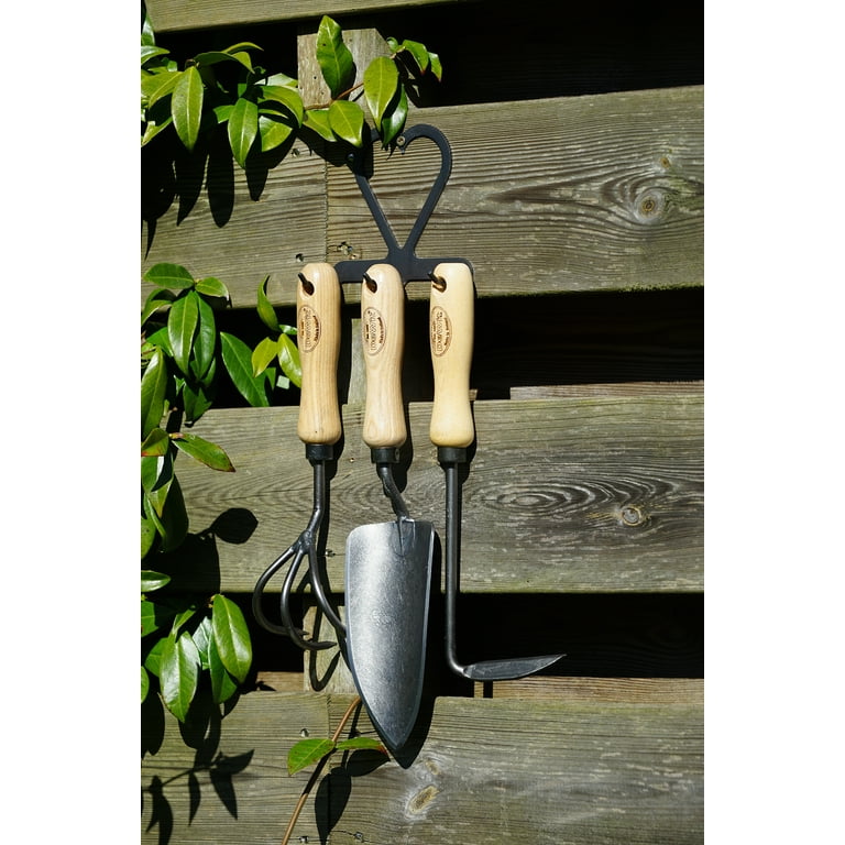 DeWit Gardening Gadgets: 3-Tool Bundle with Holder - Trowel, Manual Set,  3-Tine Cultivator, Right Handed Cape Cod Weeder - Walmart.com