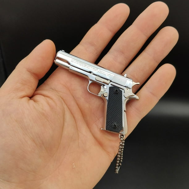 Llavero colgante de regalo con modelo de pistola de metal completo de 1911 en plata brillante a escala 1:3