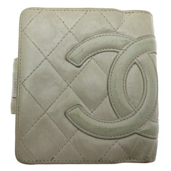 Pre-Owned Chanel Women's Bi-fold Wallet Leather Grey (Fair)