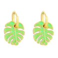 thumbnail image 4 of Aros con forma de hoja de monstera, esmalte blanco y azul, pequeños pendientes colgantes, color rosa, 4 of 4