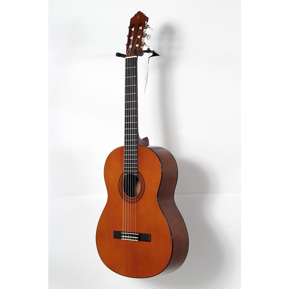 Yamaha C40 Classical Guitar Level 2 Natural 888365997391