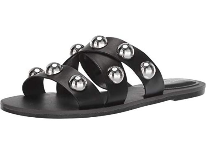 marc fisher flip flops