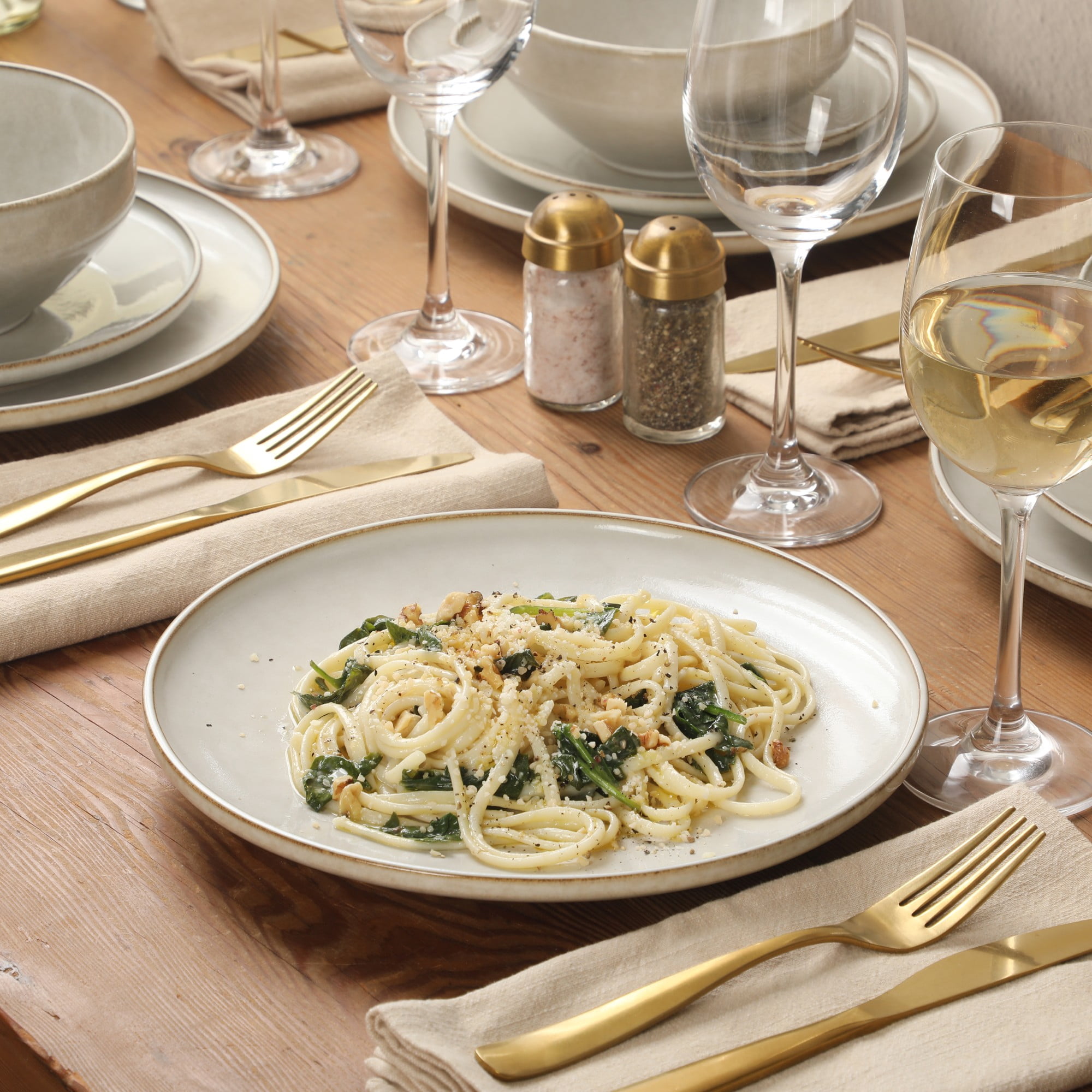 Gibson Elite White Sands 12-Piece Ash Stoneware Dinnerware Set
