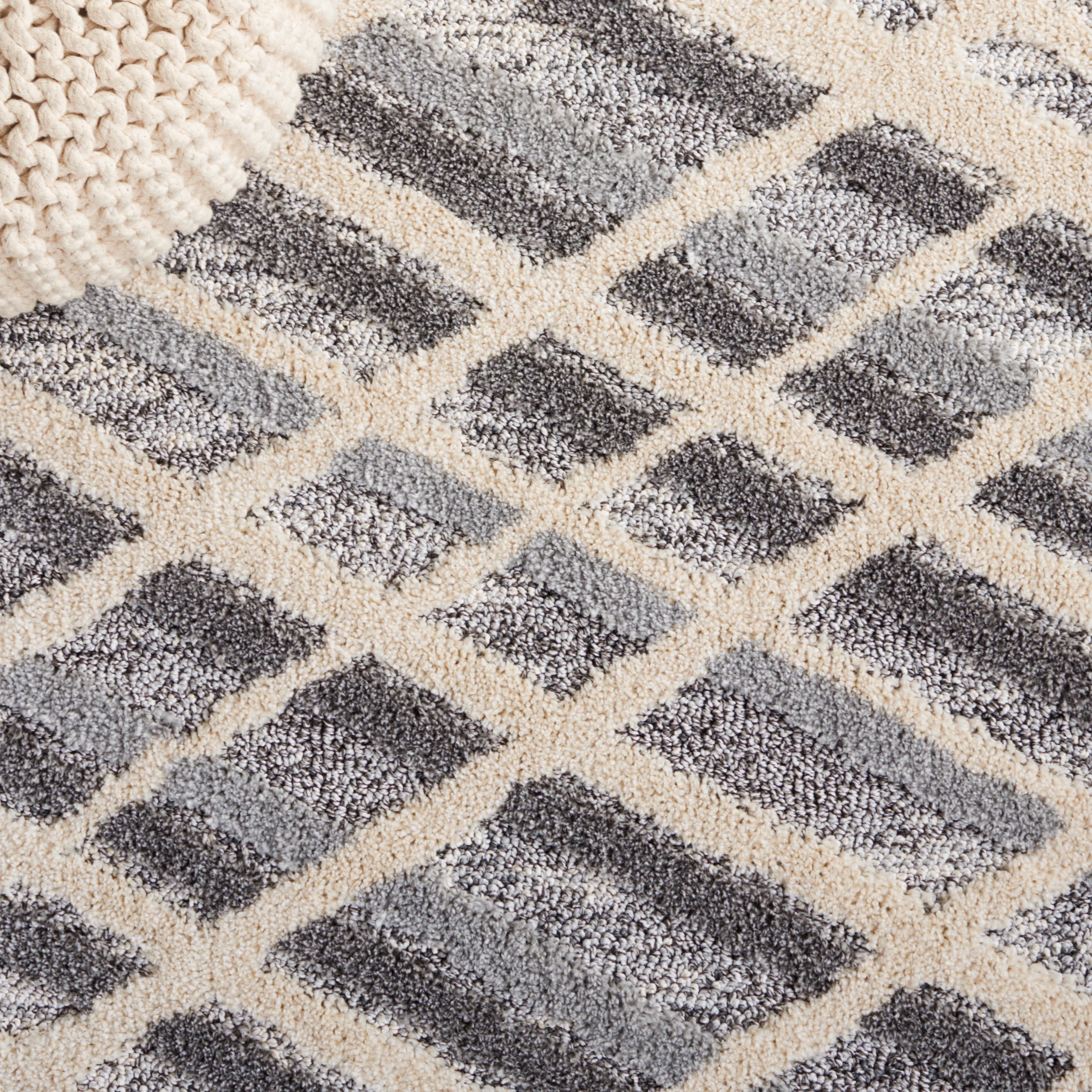 SAFAVIEH Martha Stewart Lucia Shag Area Rug, Ivory Grey/Dark Grey, 6'7" x 9'