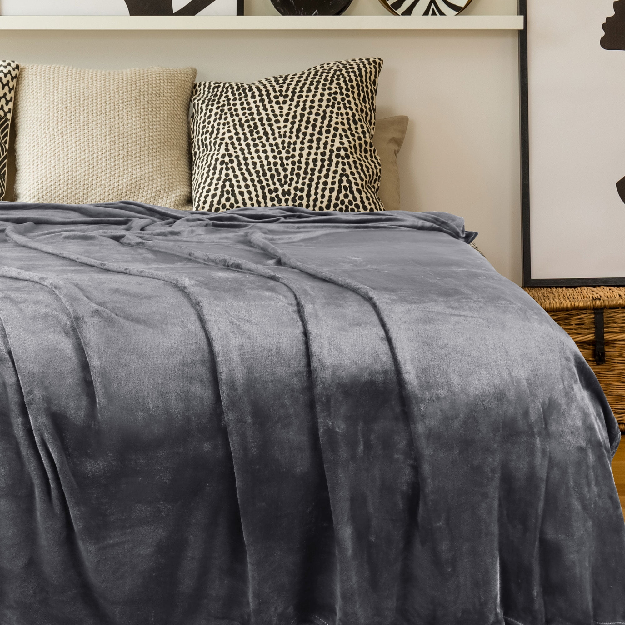 REGALWOVEN 1 Pcs Home Warm Soft Microplush Fleece Solid Throw Blanket Dark Gray 78" x 90"