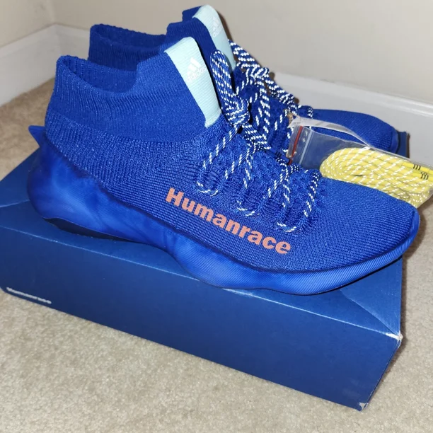 Adi - das Humanrace Sichona Pharrell GW4880 Mens 12.5 Women 13.5