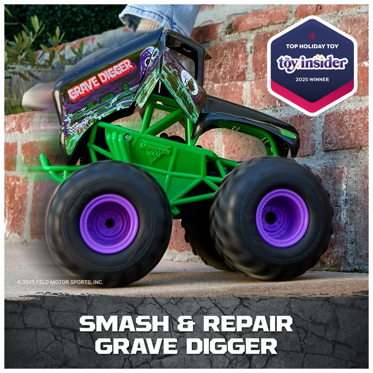 Monster Jam Smash & Bash Grave Digger Remote Control Vehicle, 1:15