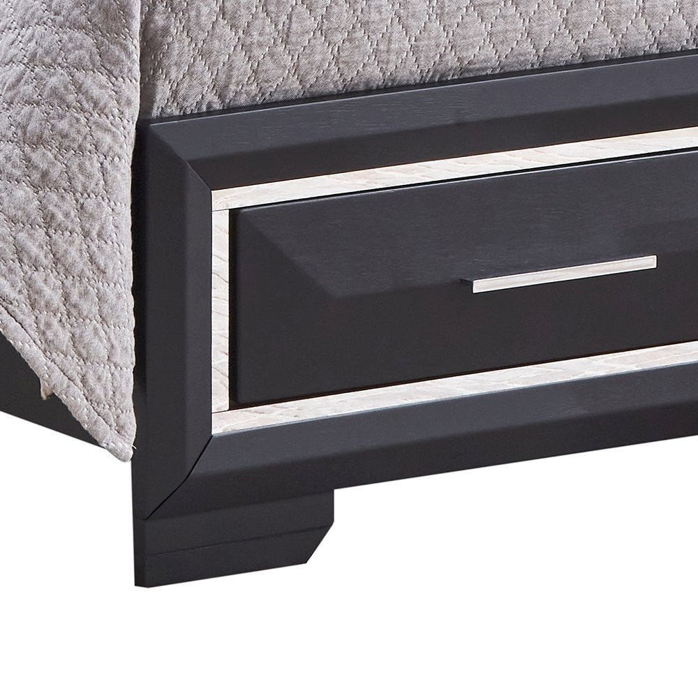 Glory Furniture Liverpool Queen Bed in Black Color