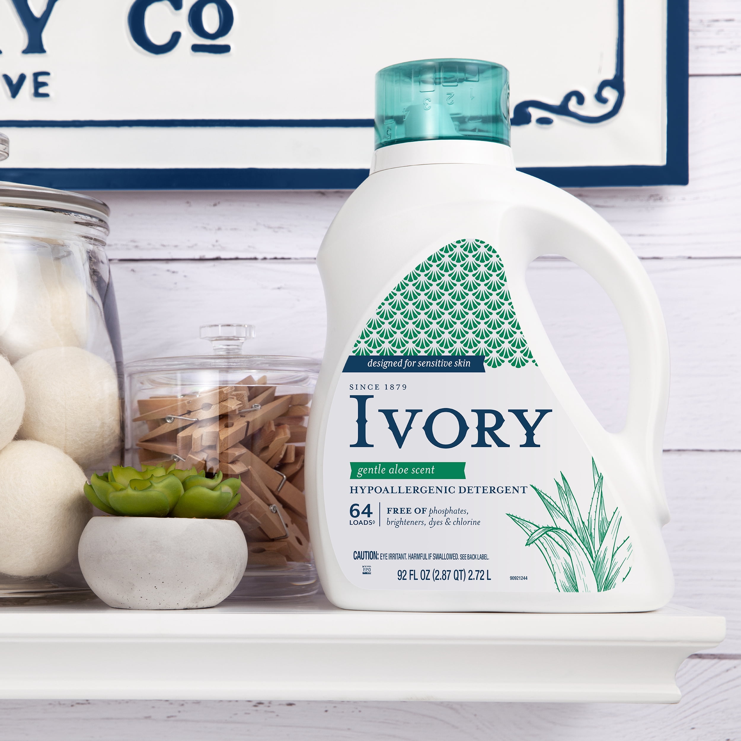 Ivory Gentle Aloe Scent Laundry Detergent, Designed For Sensitive Skin, 92 fl oz, 64 loads
