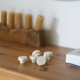 thumbnail image 3 of Tiradores de madera para gabinete CUT & PACK de 40 mm, paquete de 6 con tornillos, 3 of 9