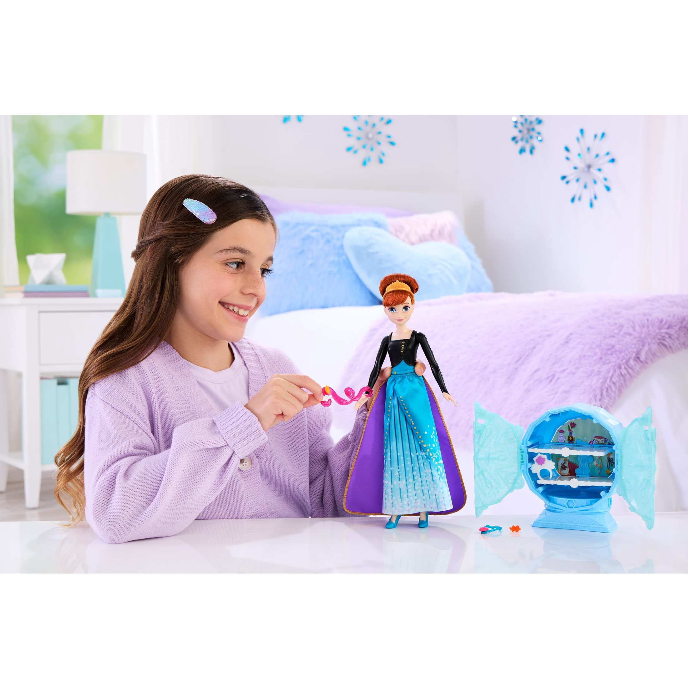 Disney Frozen Jewel Reveal Anna Fashion Doll with 8 Surprises Including Gem Box & Accessories