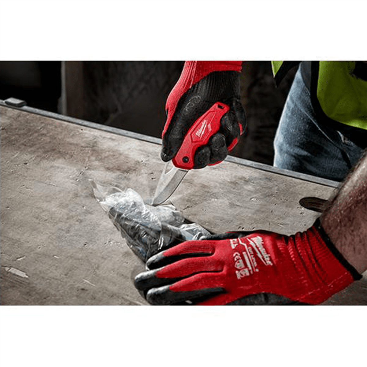 Milwaukee 48-22-1521 Compact Folding Knife with 2.5 in. Stainless Steel Blade - Compact for Pocketed Carry