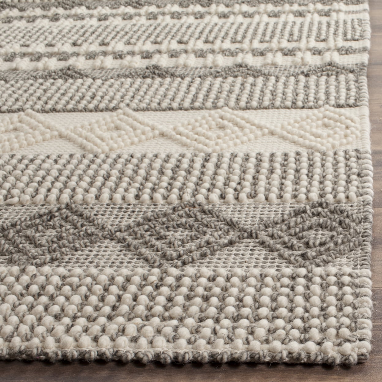 SAFAVIEH Natura Carly Geometric Braided Wool Runner Rug, Grey/Ivory, 2'3" x 18'