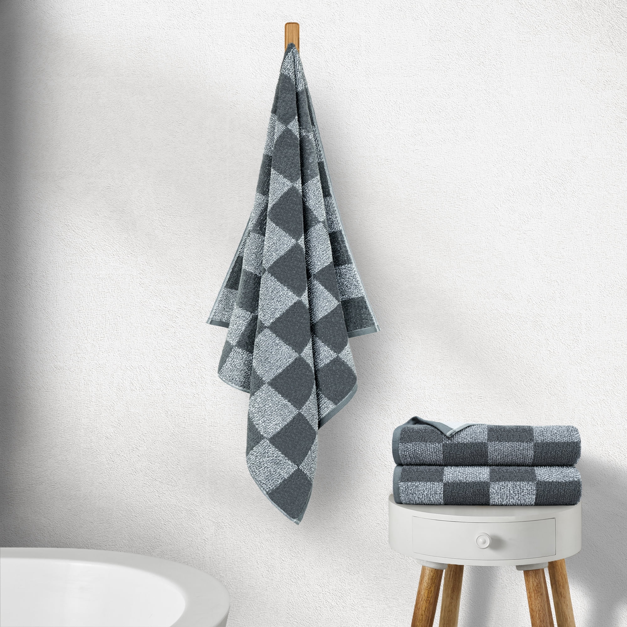 Mainstays Performance Checkered Bath Towel, 54" x 30", Soothing Grey