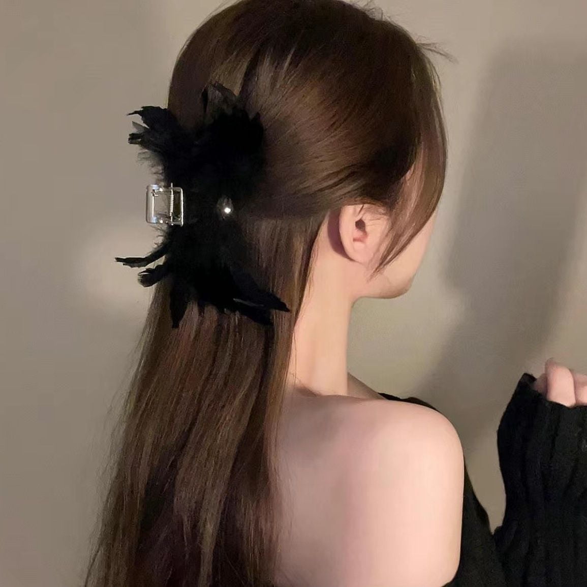 EKE Women’s Hair Clip Vintage Retro Back-Wear Elegant Hair Accessory with Fashion Texture