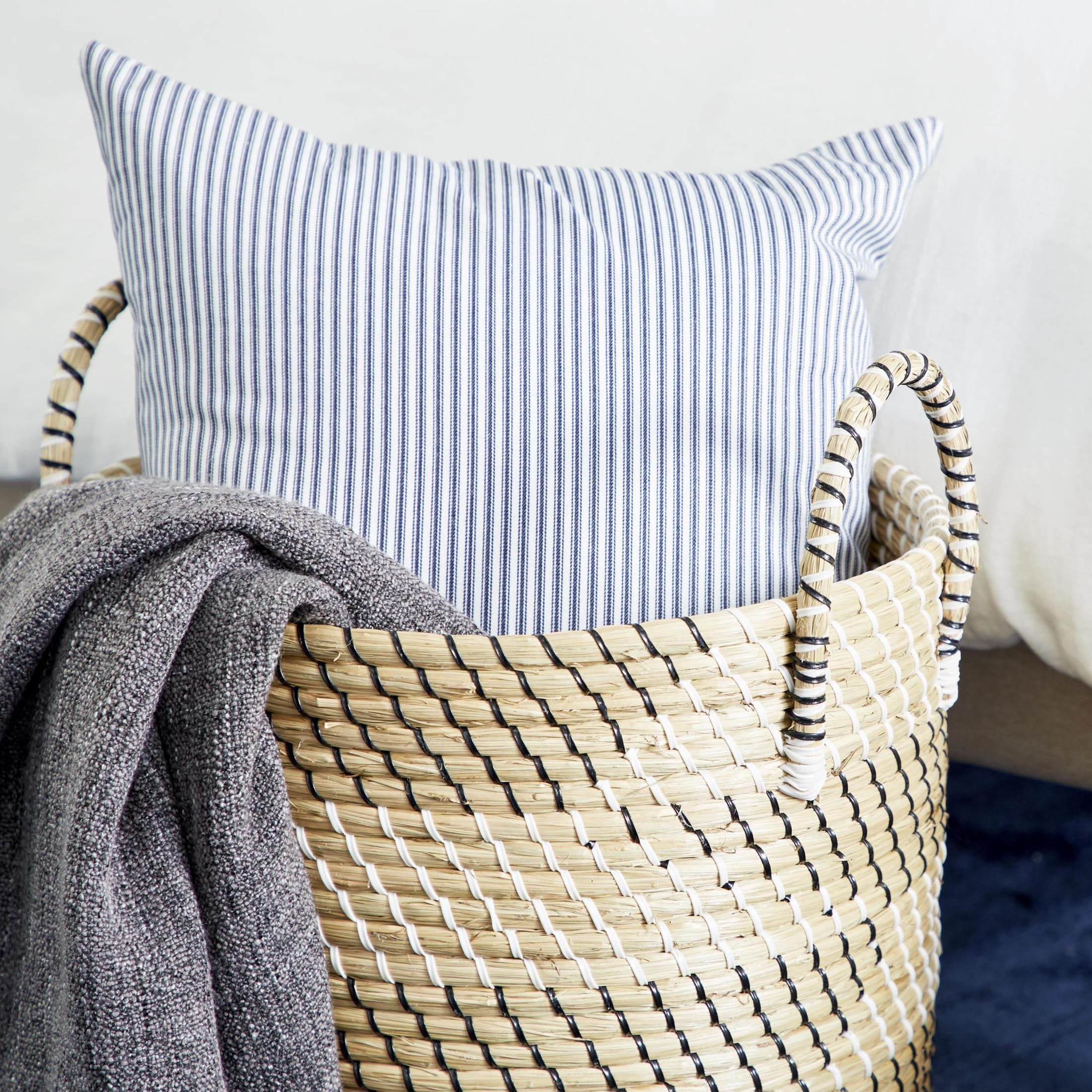 DecMode 14", 17", 19"H Beige Seagrass Handmade Woven Storage Basket with Black and White Zig Zag Pattern, 3-Pieces