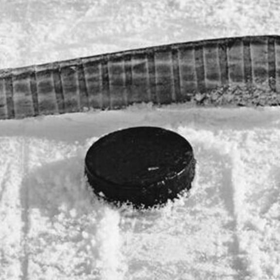 WHAMVOX Hemoton 8pcs Durable Black Foam Ice Hockey Pucks Set for Street and Ice Practice High Wear Resistance