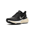 thumbnail image 4 of NIKE WOMENS ZOOMX INVINCIBLE RUN 3 WMNS "Black White" DR2660 001 from Stadium Goods, 4 of 8