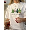 thumbnail image 1 of Camiseta navideña vintage con estampado de árbol de Navidad para mujer. Cuello redondo, manga corta, algodón, lavable a máquina. Diseño festivo, guirnalda navideña. Camiseta deportiva informal., 1 of 6