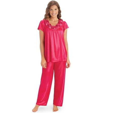 

Collections Etc Women s Rose Trim Short Sleeve Pajama Set Red Medium