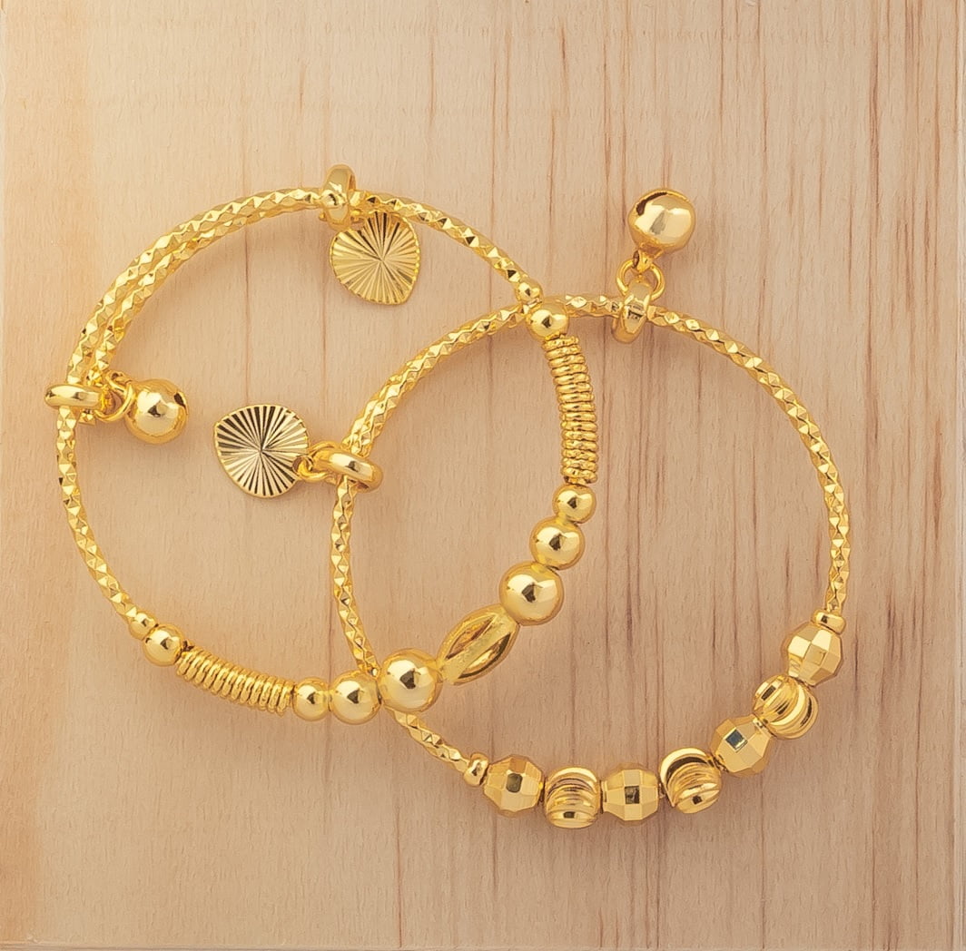 Wavy Modish Craft Gold Bangles