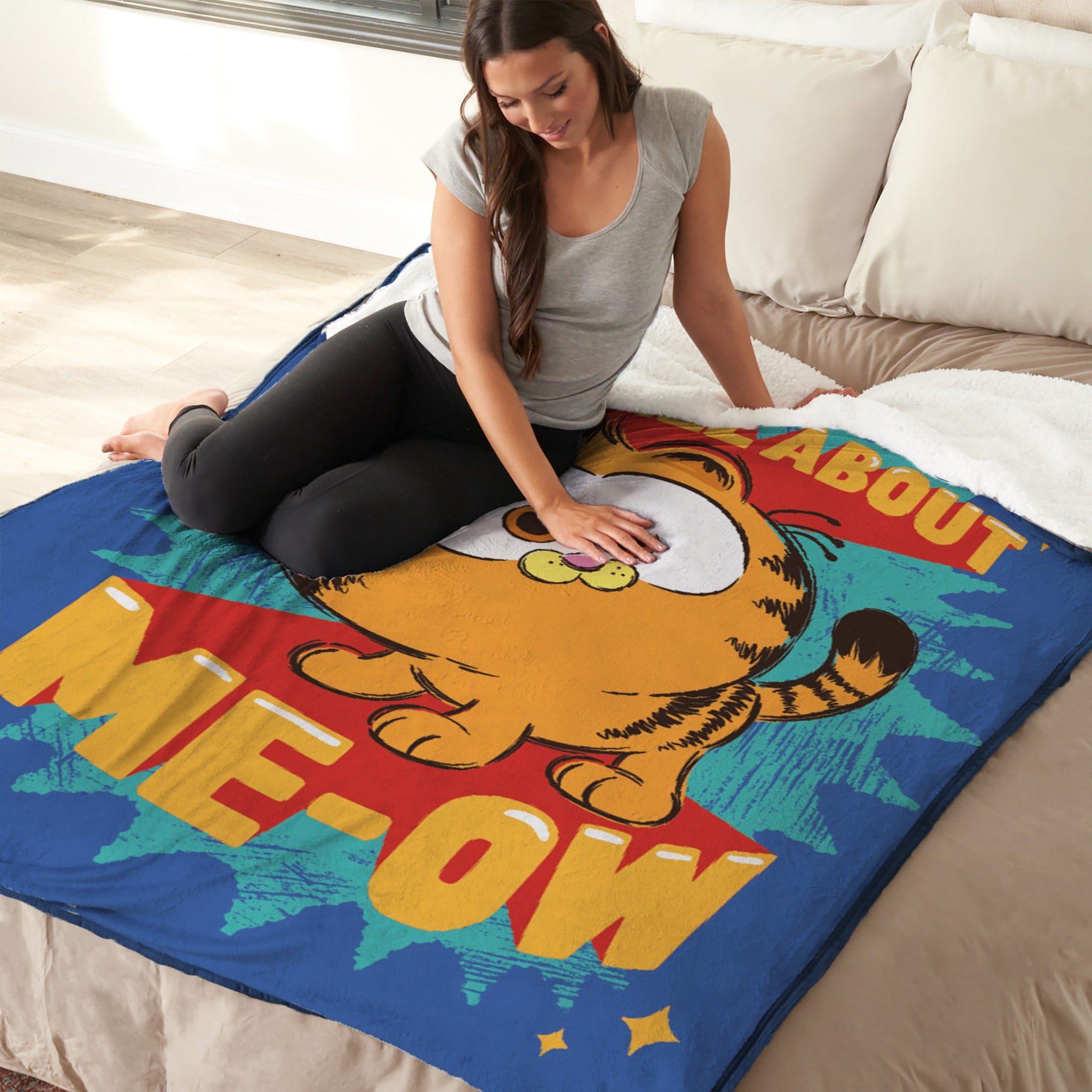 Garfield All About Meow Kids Silk Touch Throw Blanket with Sherpa Reverse, 46 x 60 inches – Soft Plush Fleece Throw Blanket