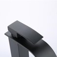 thumbnail image 3 of Grifo de baño de cascada Grifo mezclador de lavabo alto Grifo de lavabo de mano Cuerpo de cobre duradero Grifos de diseño elegante Mezclador de lavabo cromado Tapblack_ kaili Sencillez, 3 of 5