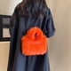 thumbnail image 2 of Bolso Cruzado Con Cadena para Mujer Bolso Mano Informal Y Esponjoso Bolso Suave para Citas Diarias (naranja), 2 of 9