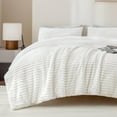 thumbnail image 3 of Fleece Full Comforter Set, 3 Pieces Light Grey Comforter Set for Full Size Bed, Soft Warm Fluffy Fuzzy Bedding Set for Winter (1 Comforter & 2 Pillowcases), 3 of 8