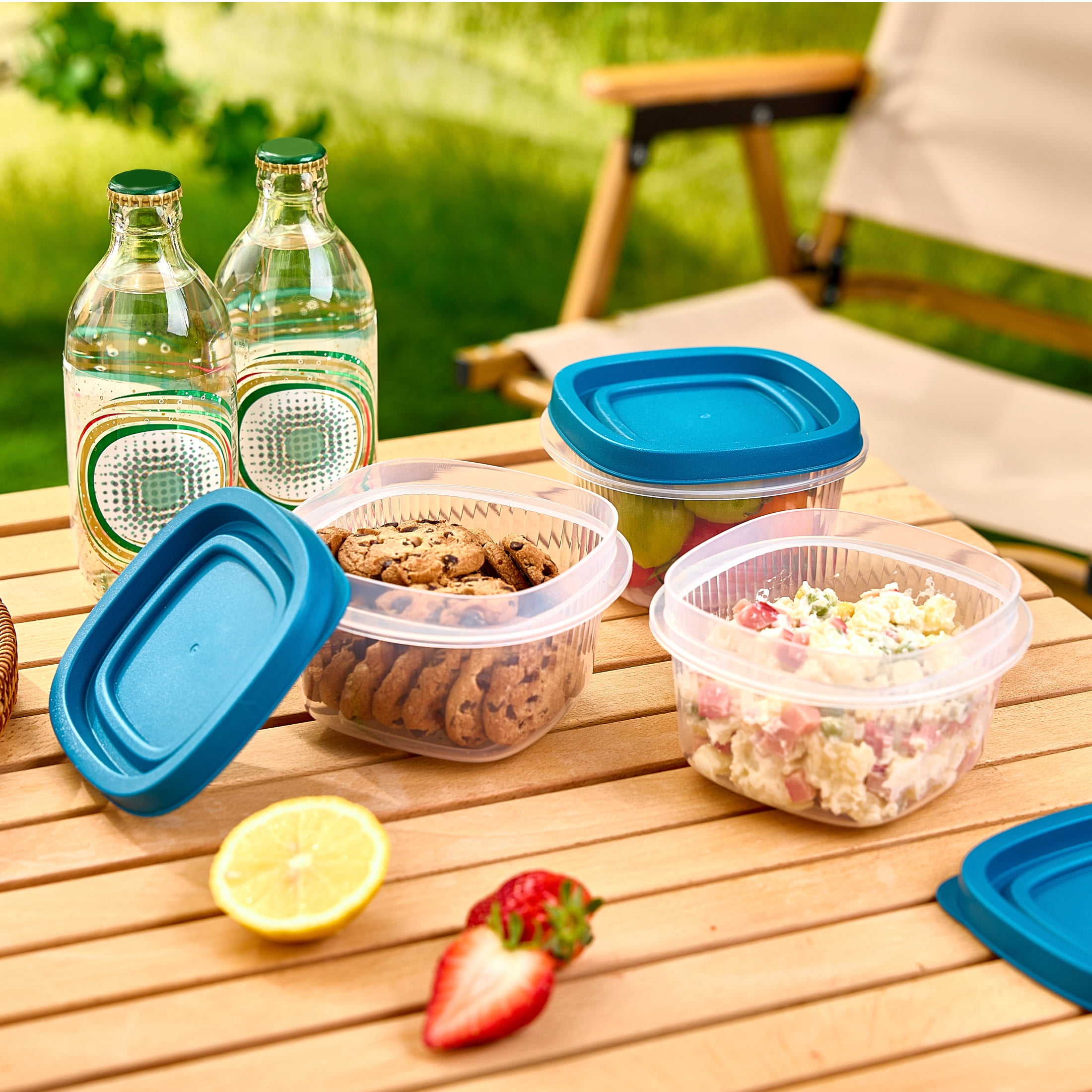 (4 pack) Mainstays Reusable Food Storage Container, Small Square, Plastic, 3-Pack, 3 Containers with Lids, 2 Cups, Ideal for Snacks and Fresh Ingredients