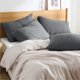 thumbnail image 3 of Juego de 4 fundas de almohada Bedsure, tamaño estándar, color gris oscuro, 3 of 6