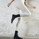 thumbnail image 4 of Calcetines de yoga con empuñaduras para mujer, calcetines antideslizantes para yoga, pilates, barra, danza, 4 of 5