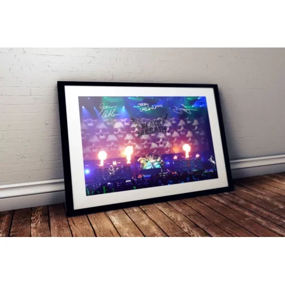 Kna Prints - 1 Pcs Poster - Black Sabbath Onstage Live Autographed Poster Print., UNFRAMED-8x12