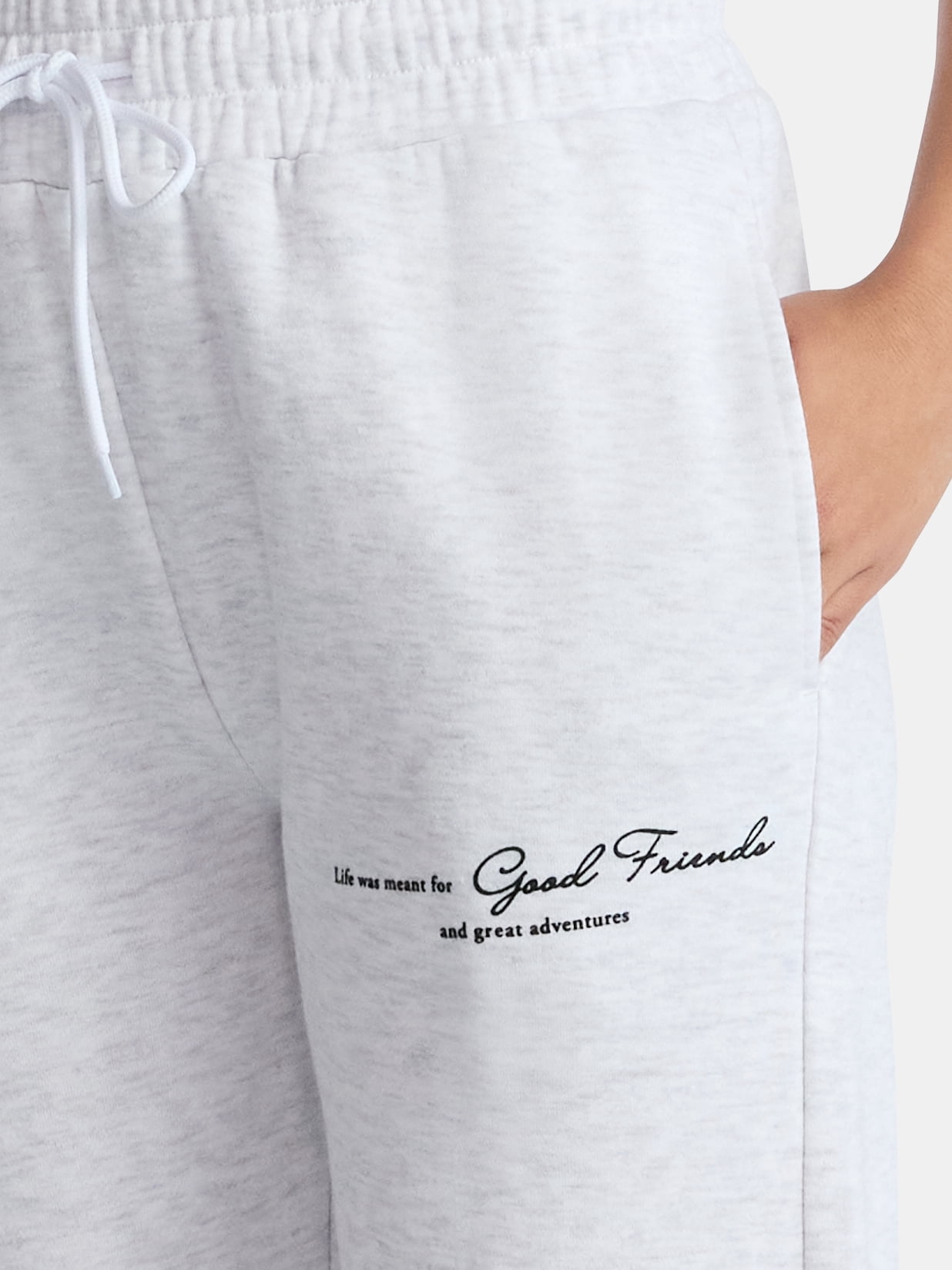 Winnie the Pooh Women's Graphic Joggers, Size XXS-2XL