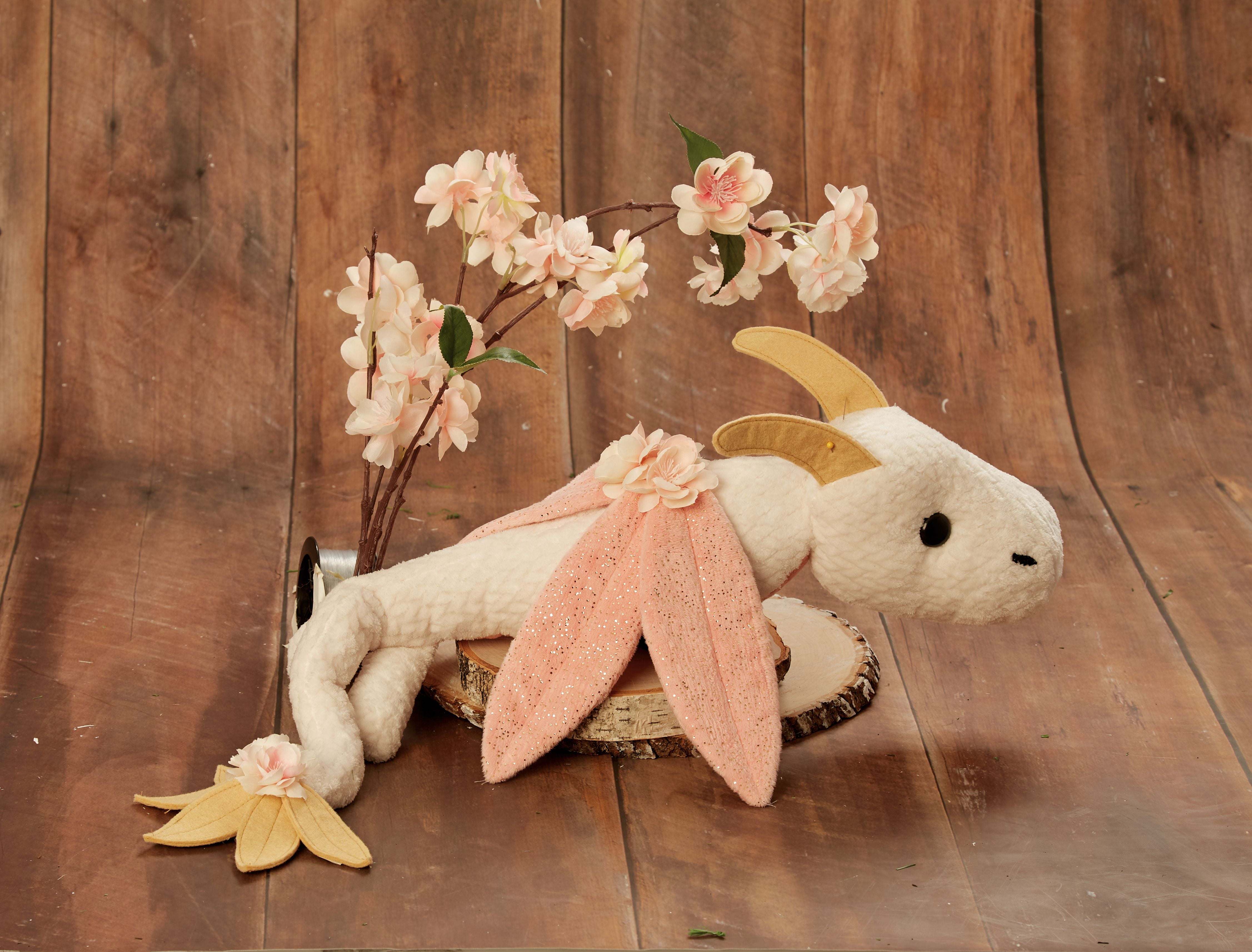 Simplicity Winged Stuffies Pattern Bundle BD10012 ONE SIZE