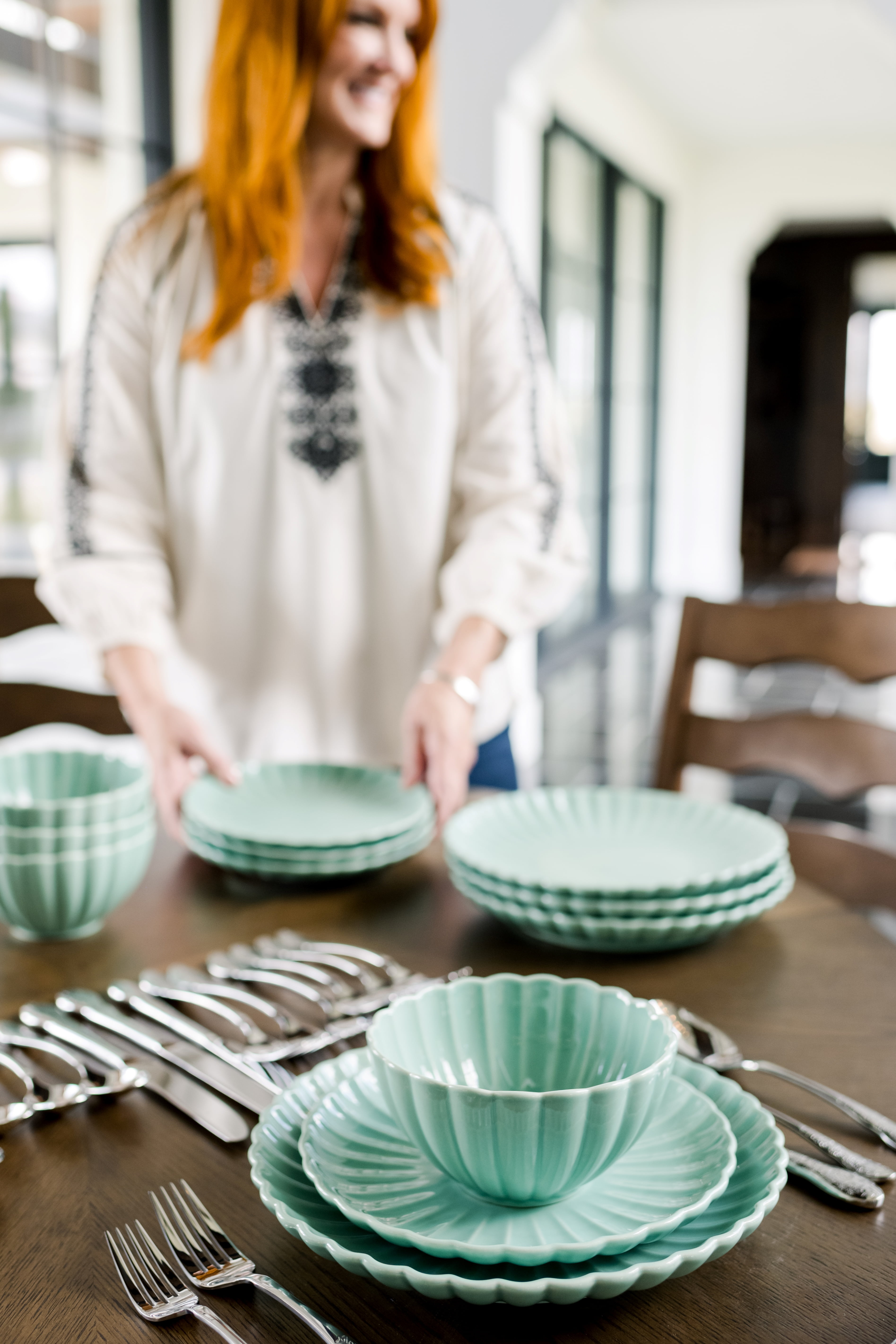 The Pioneer Woman Colette 12-Piece Stoneware Dinnerware Set, Green