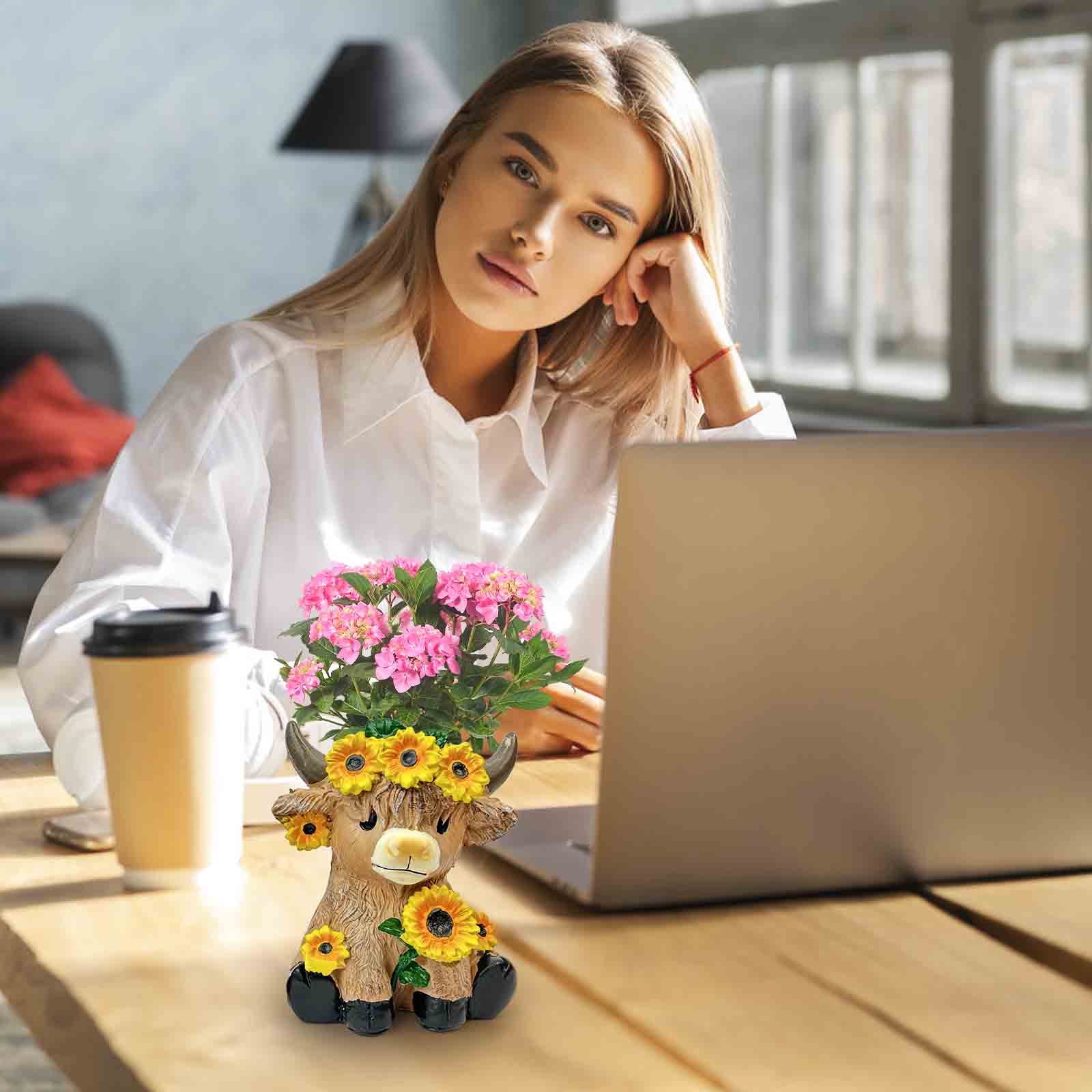 Highland Cow Planter, Outdoor/Indoor Resin Flower Pot, Cute Vase, Animal Gardens Decoration, Home Room Decor, Gifts for Pet Lovers B Clearance!