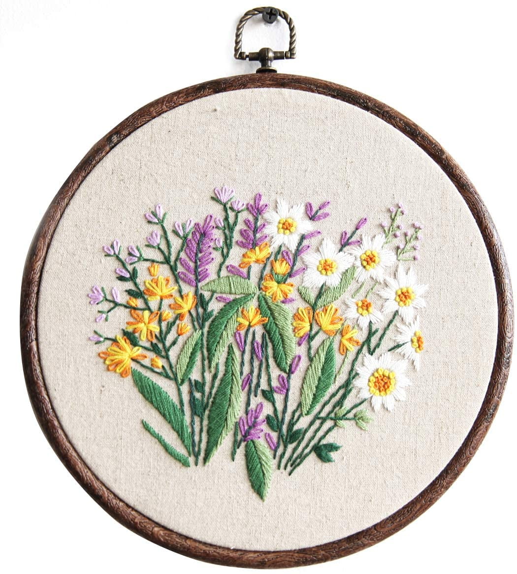 Maydear Stamped Embroidery Kit for Beginners with Pattern, Cross Stitch  kit, Embroidery Starter Kit Including Embroidery Hoop, Color Threads and  Embroidery Scissors - Butterflies Love Flowers 