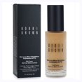 thumbnail image 3 of Base Bobbi Brown Skin para ropa larga, SPF 15, beige cálido, 3 of 8