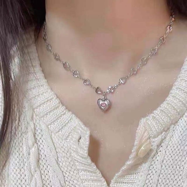 New Niche Necklace Creative Personalized Light Luxury Advanced Split Love Micro Zircon Sweet Necklace