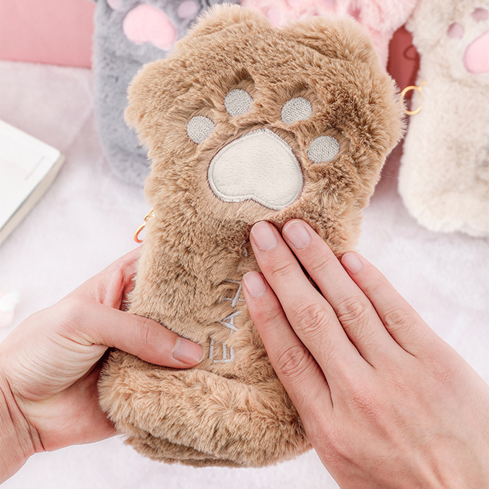 Hesroicy Large Capacity Dust proof Cartoon Cat Paw Plush Pen Case Makeup Pouch for Daily Use Walmart