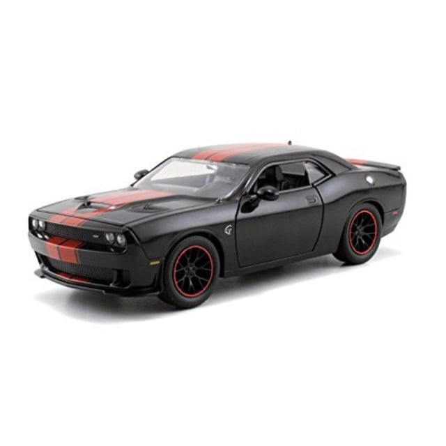 2015 dodge challenger diecast