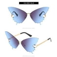 thumbnail image 6 of Cat Eyes Sunglasses for Women Oversized Fashion Vintage Butterfly Eyewear 400 Gradient Blue, 6 of 7