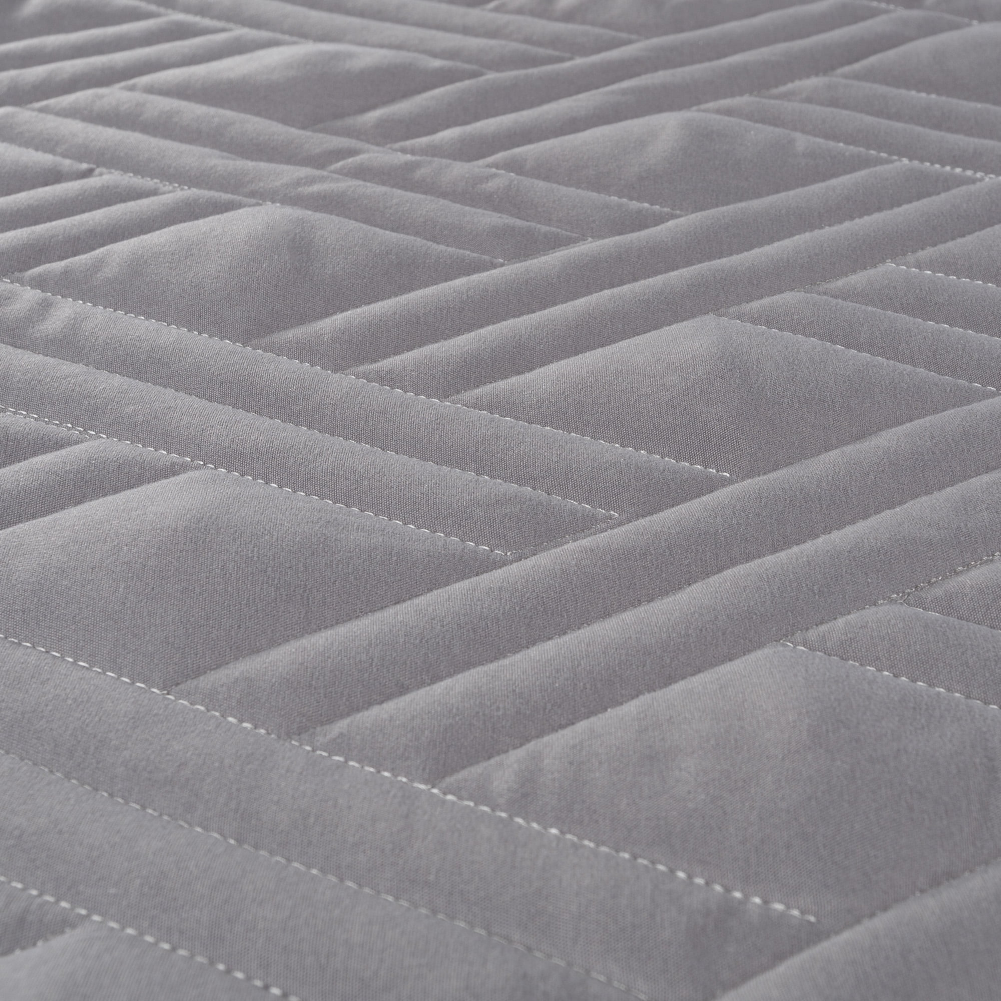 Somerset Home Solid Color Bed Quilt, King, Grey