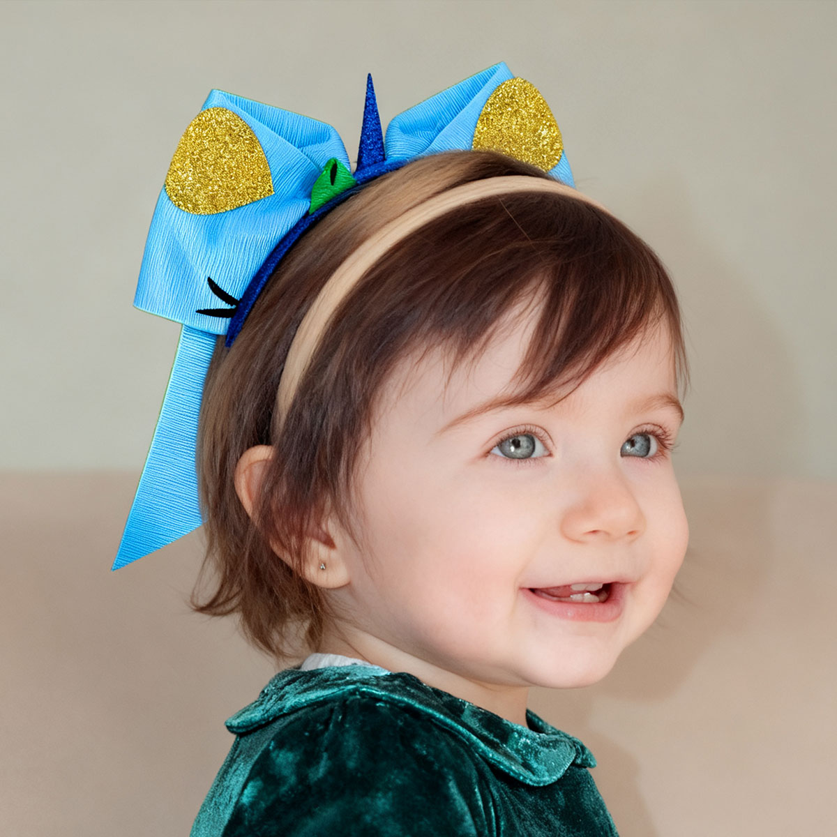 JoyBowie 6 pack 7.8 inch girls hair bows, unicorn cheer style grosgrain ribbon hair clips with glitter ears