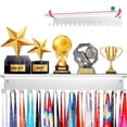 thumbnail image 1 of Trophy Shelf Lapetale Fashion, antideslizante, blanco, 40-60 medallas, 1 of 9