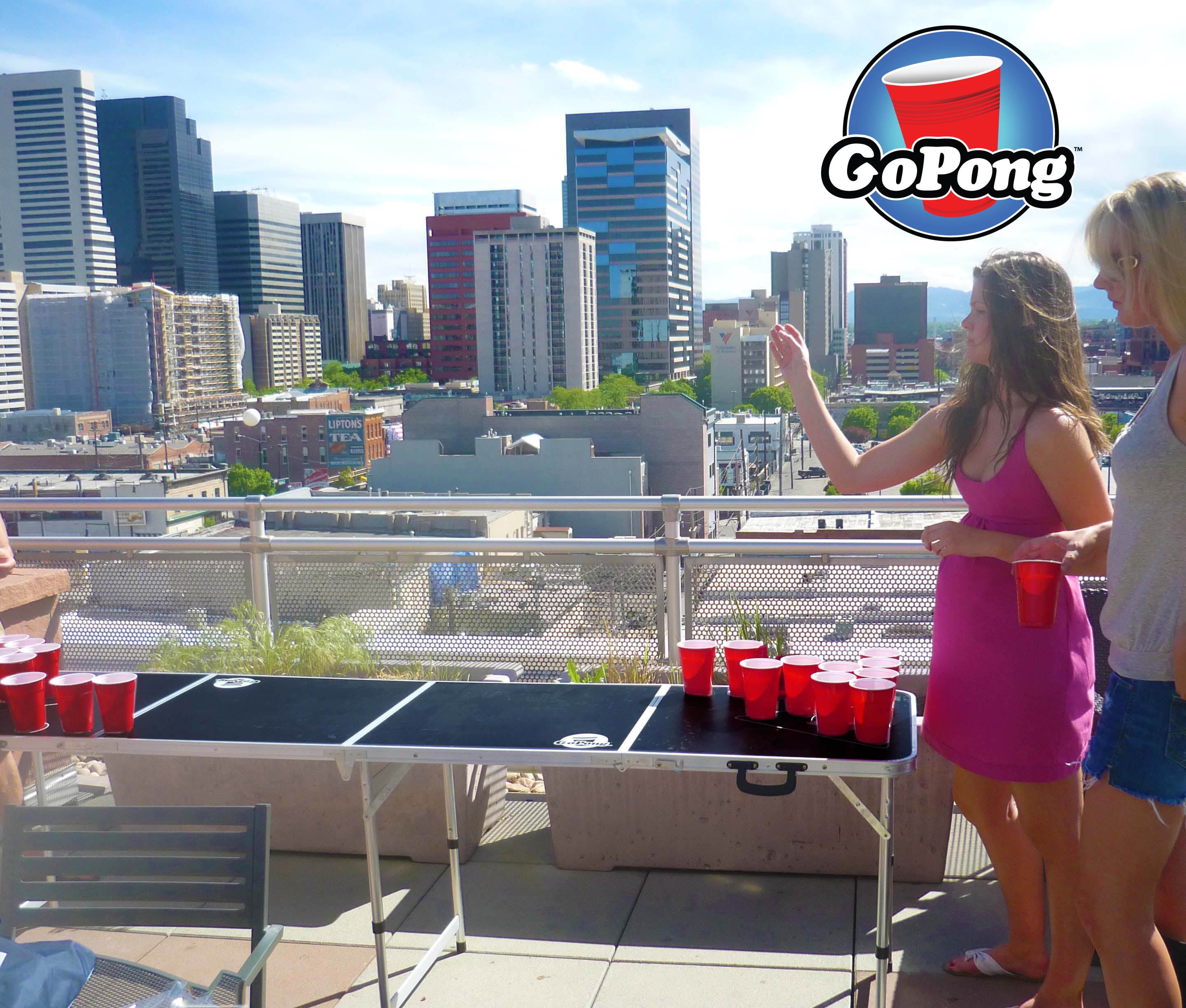 GoPong 8-Foot Portable Folding Beer Pong//Flip Cup Table Includes 6 Pong Balls