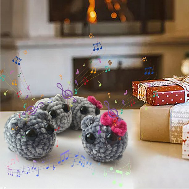 Fiudx Muñeco de Hámster de Ganchillo, Diseño de Punto Artesanal, con Música de Violín, Ideal para Llavero y Bolso, Regalo Divertido para Amigos y Coleccionistas, Linda Sorpresa para Cumpleaños y Fest