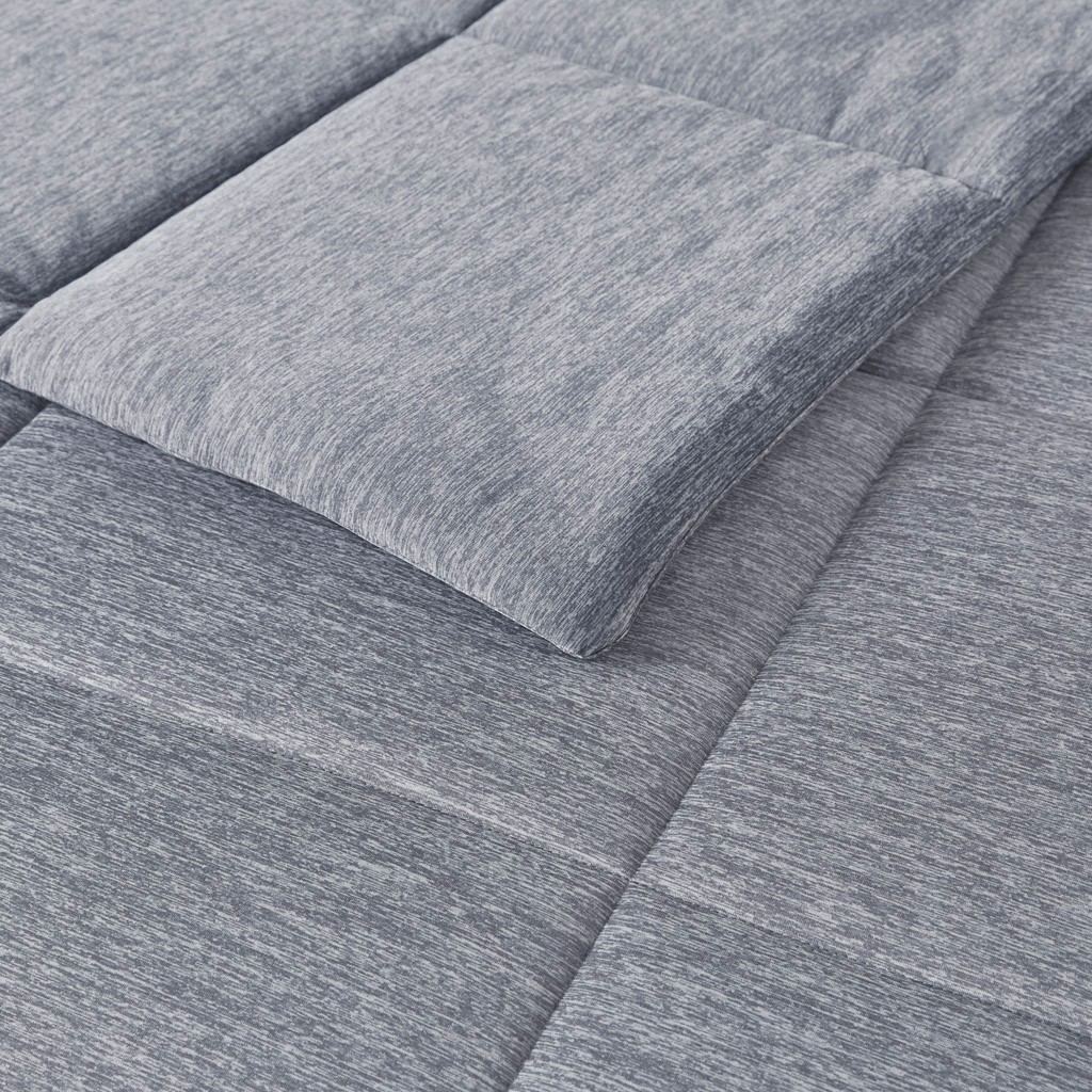 Gracie Mills Gray Knit Down Alternative Comforter, Queen