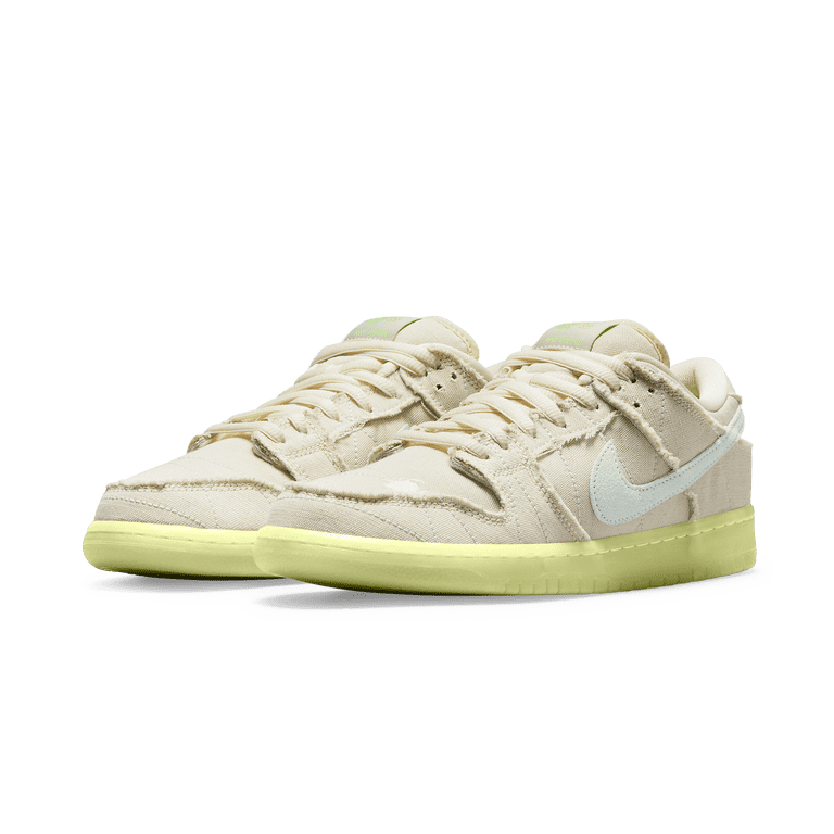 NIKE MENS SB Dunk Low 